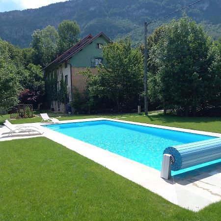Bed and Breakfast La Clairiere Du Moulin Lepin-le-Lac Exterior foto
