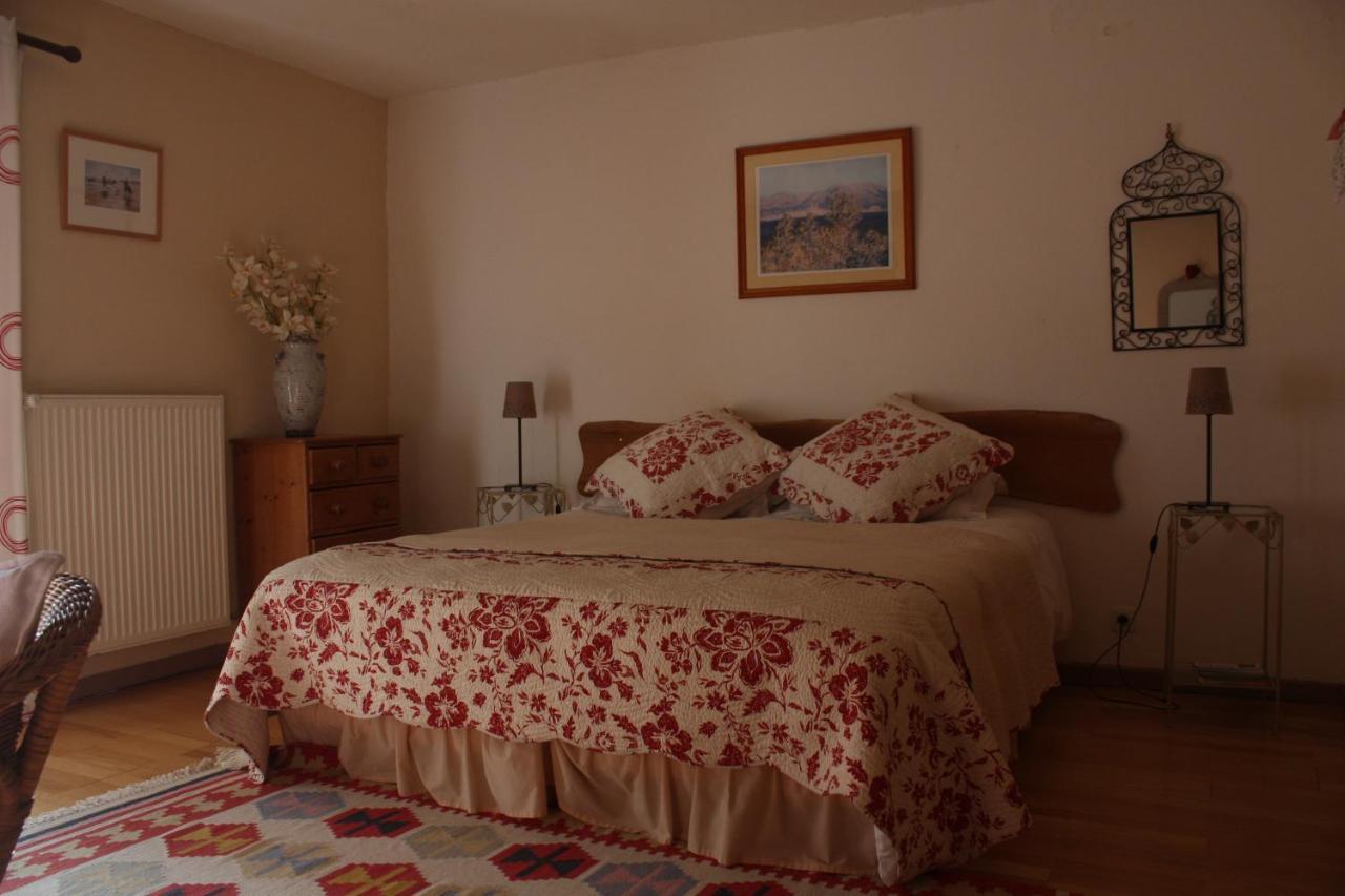 Bed and Breakfast La Clairiere Du Moulin Lepin-le-Lac Exterior foto