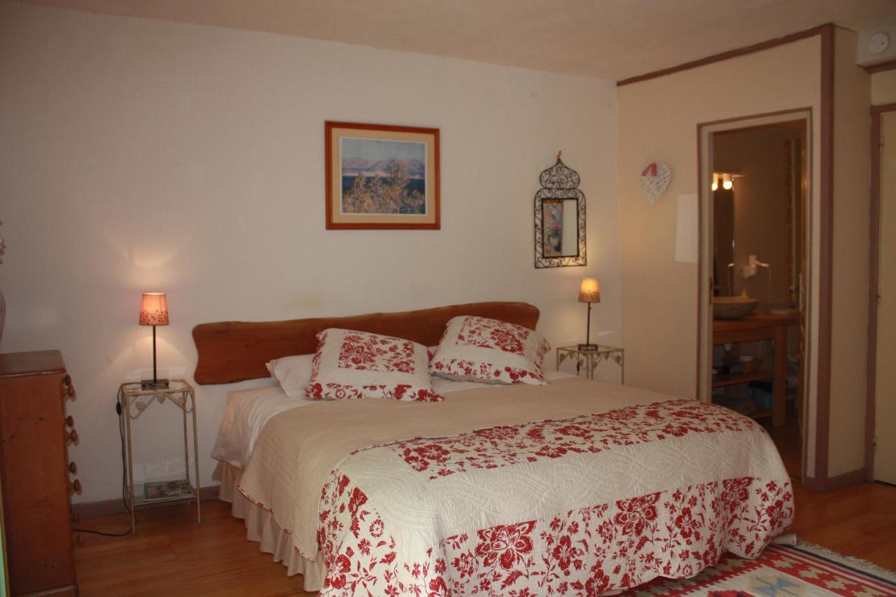 Bed and Breakfast La Clairiere Du Moulin Lepin-le-Lac Exterior foto